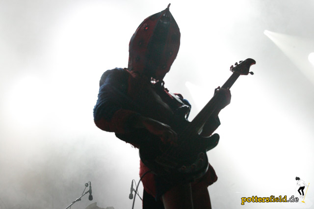 Beispielfoto von New Young Pony Club, Moritz Krämer, Pyrolator, Art Brut, Lowe, Kreidler, Frittenbude, Ikaria, Jack Beauegard, Bonaparte, Tramsmitter